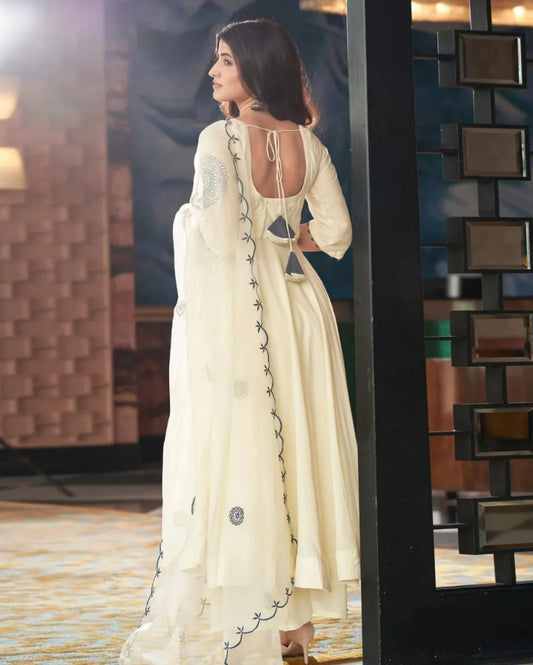 Rasha White Embroidered Anarkali Suit